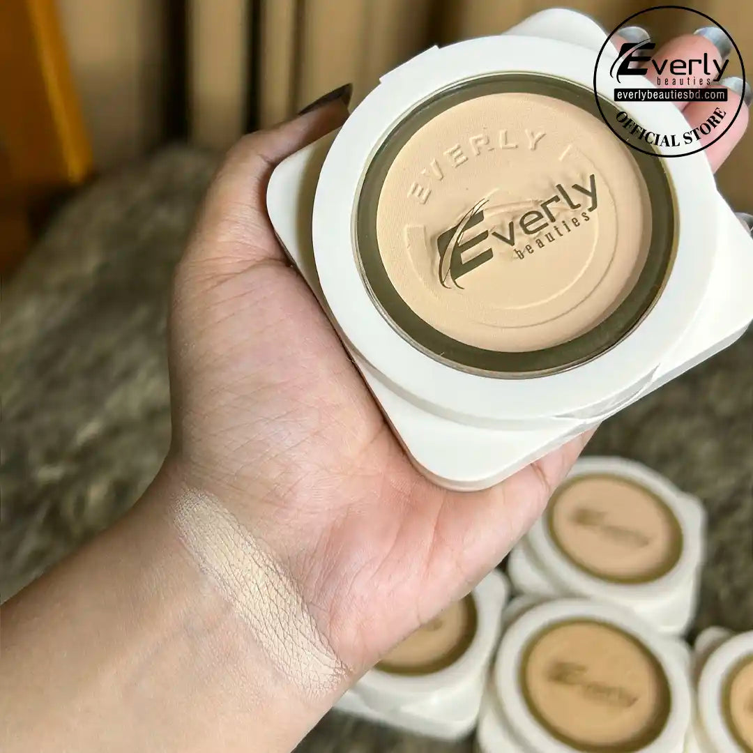 Everly Beauties Matte Touch Compact Powder with SPF15++