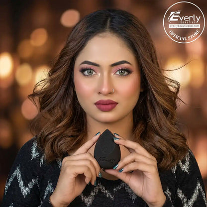 Everly Beauties Glow Blend Beauty Sponge Black