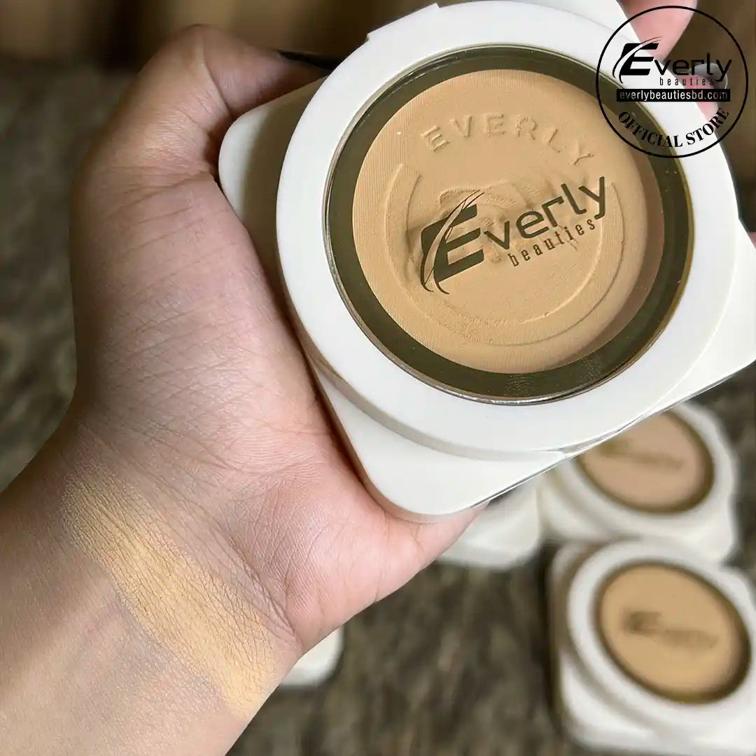 Everly Beauties Matte Touch Compact Powder with SPF15++
